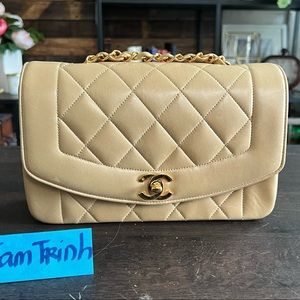 ❌SOLD❌Vintage Chanel Diana